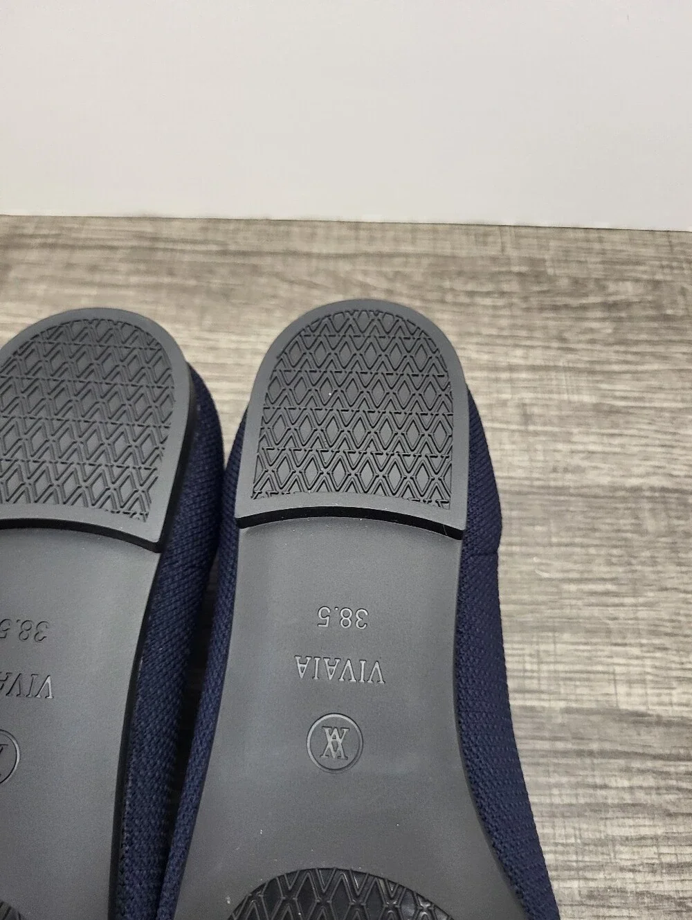 Vivaia Claire Round Toe Flats Shoes Slip-On Navy Blue Womens Size Us 7.5 Eu 38.5